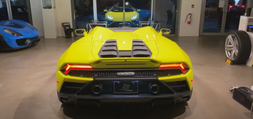 Lamborghini buatan Youtuber. (Youtube/DailyDrivenExotics)