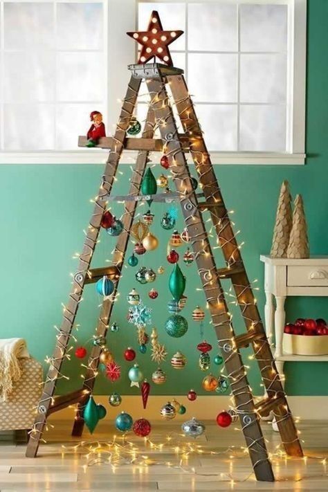 Pohon natal tangga (Dok Pinterest/reciclaredecorar)