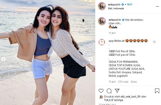 Dibilang Kembar Wika Salim Pose Bareng Jenita Janet Di Pantai Bikin Salfok 1499