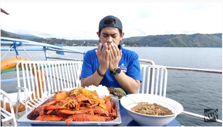 Tanboy Kun makan lobster di Medan (YouTuber Tanboy Kun)