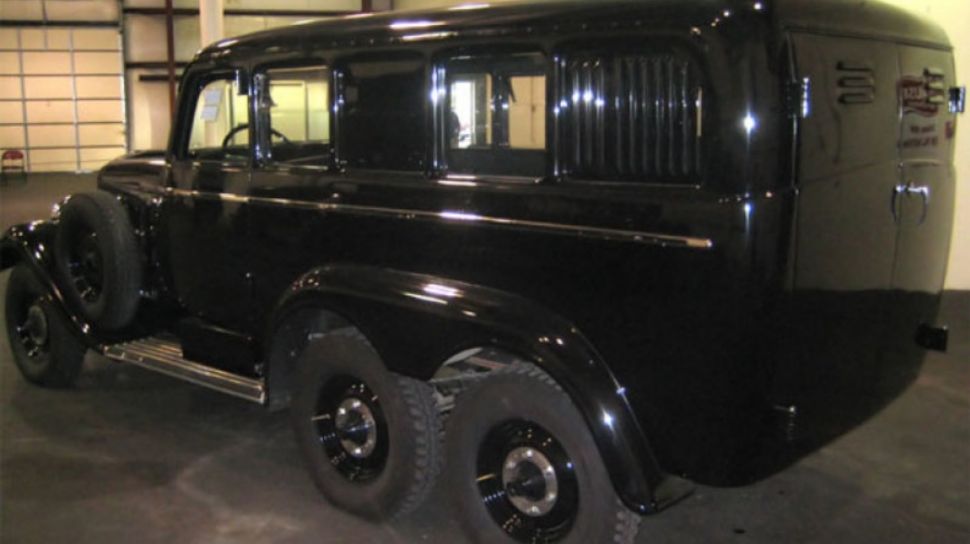 Mobil Daimler-Benz G4. (autoblog.com)