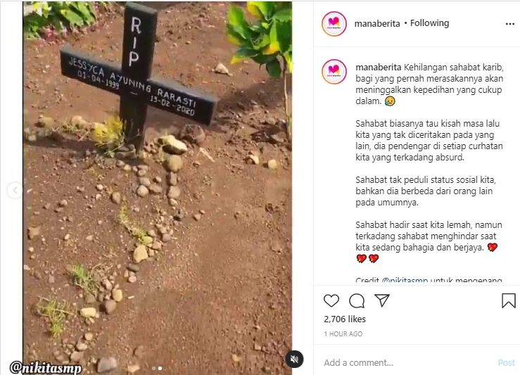 Video aksi menyentuh wanita saat kunjungi makam sahabat. (Instagram/manaberita)