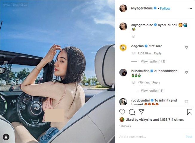 Potret Anya Geraldine asyik jalan-jalan sore di Bali. (Instagram/@anyageraldine)