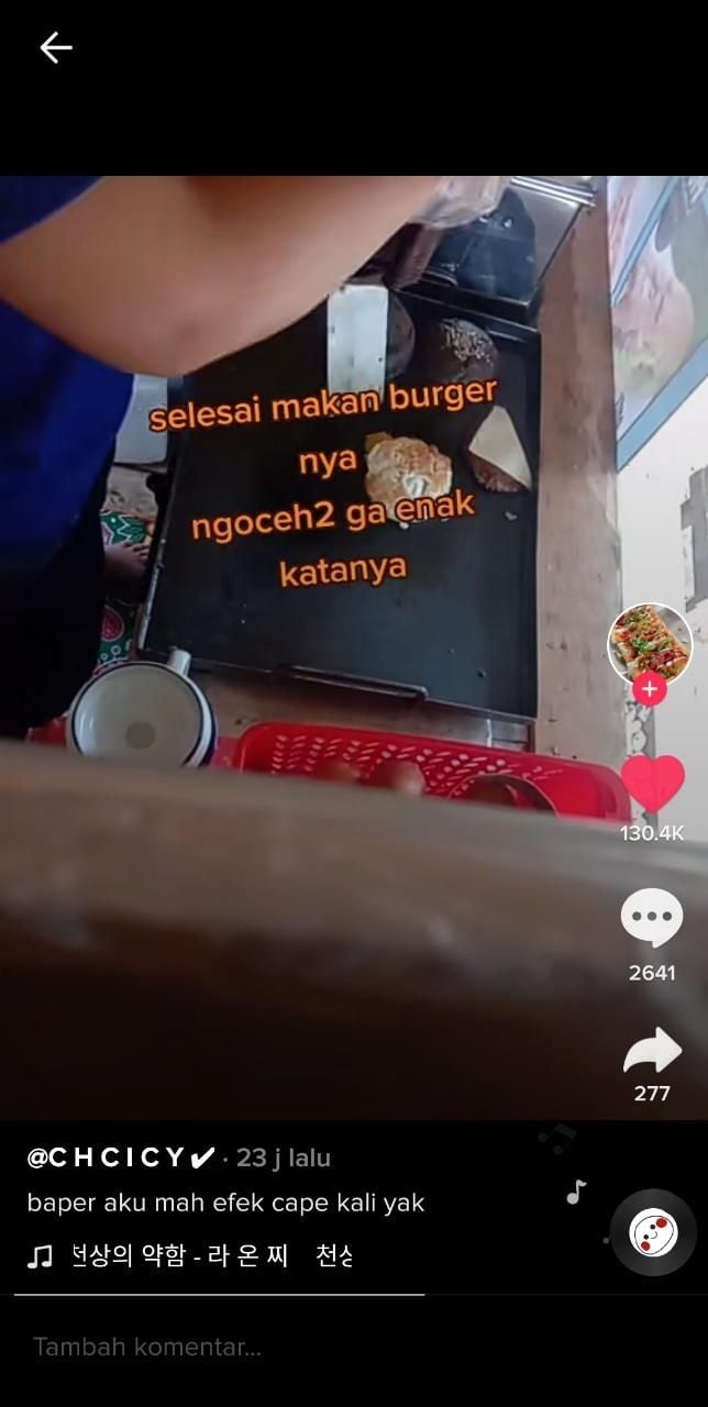 Burgr Jualannya ditawar, masih dibilang tak enak (TikTok @chicicy)