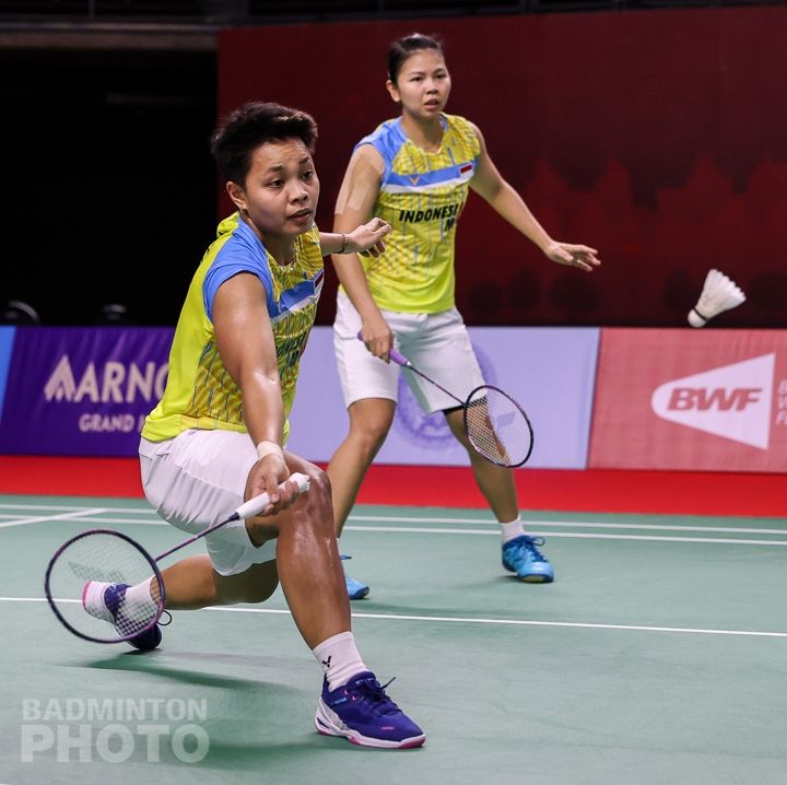 Pasangan ganda putri Indonesia, Greysia Polii/Apriyani Rahayu di babak pertama Yonex Thailand Open 2021 di Impact Arena, Bangkok, Thailand, Rabu (13/1/2021). [Dok. BWF/Badmintonphoto].