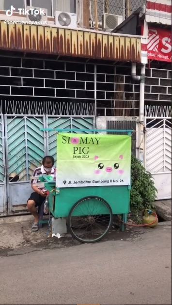 Siomai Babi, Siomay Pig (TikTok @beruangrakus)