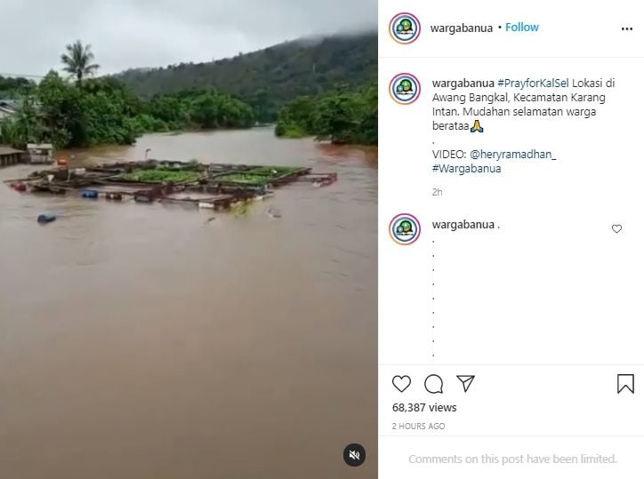 Video detik-detik keramba hanyut di sungai gegara banjir. (Instagram/wargabenua)