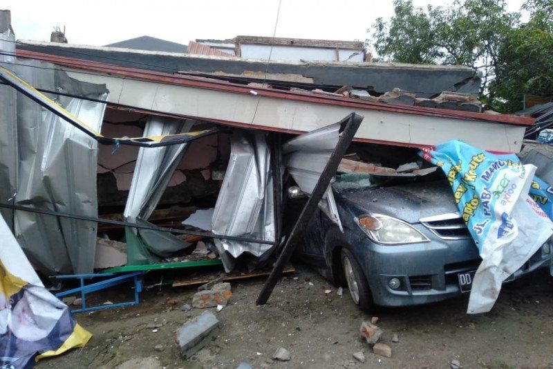 Dampak gempa di Majene, Sulawesi Barat [Antara]