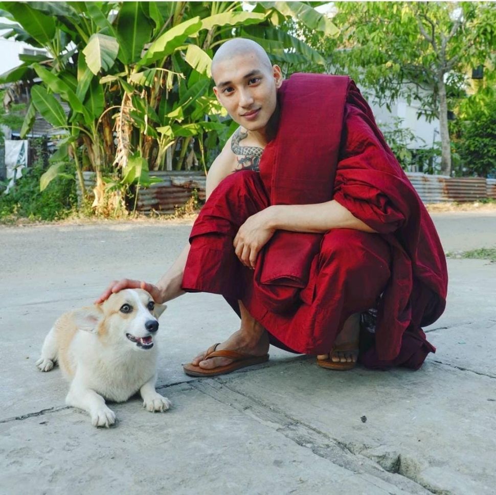 Foto Biksu Ganteng Viral di Media Sosial, Ini Dia Sosoknya (Instagram/)