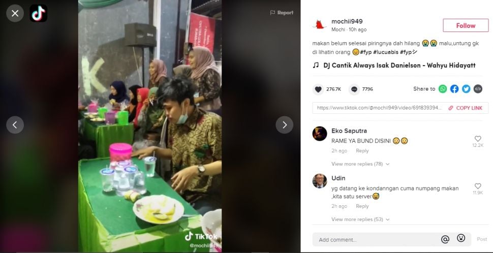 Lagi enak makan di kondangan, piringnya malah mendadak hilang (TikTok).