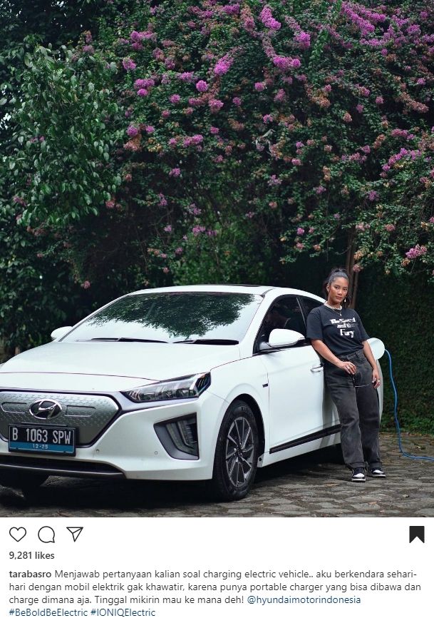 Mobil elektrik Tara Basro, Hyundai Ioniq. (Instagram)