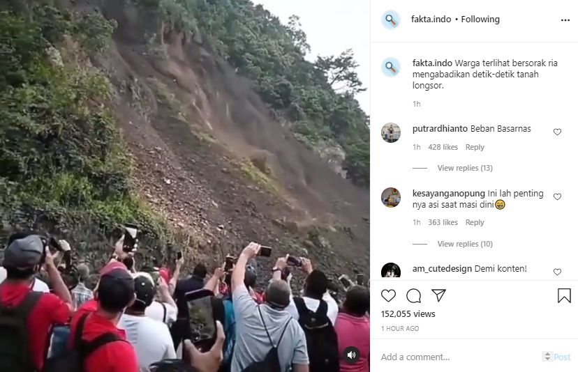 Video sekumpulan orang rekam tanah longsor dari dekat. (Instagram/fakta.indo)