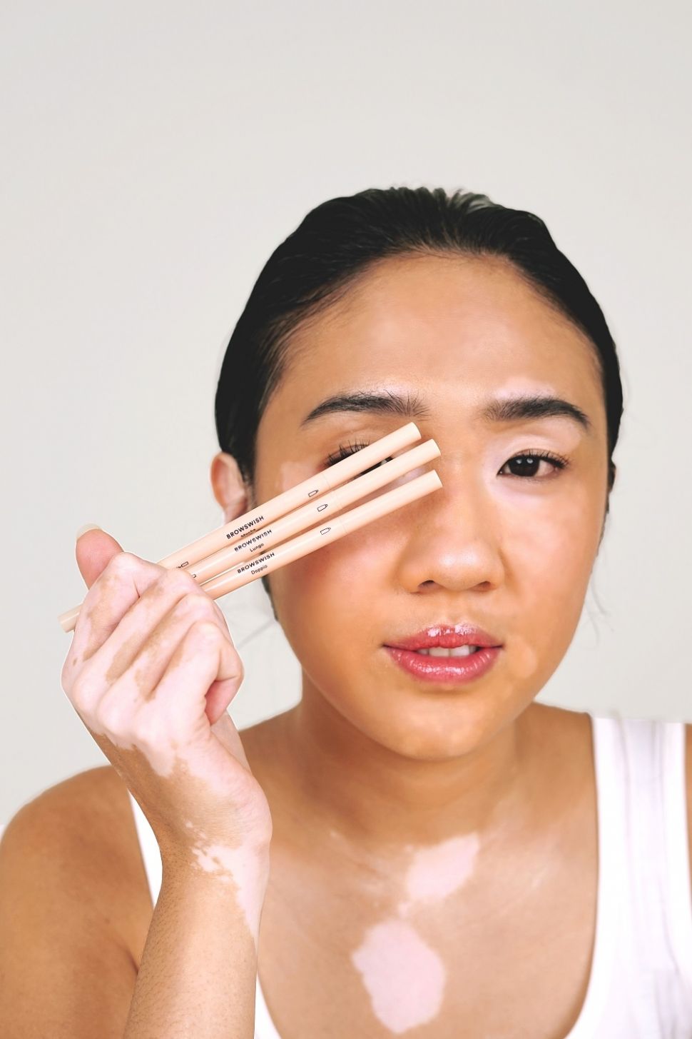 BROWSWISH Eyebrow Definer, produk terbaru Rollover Reaction. (Istimewa/Rollover Reaction)