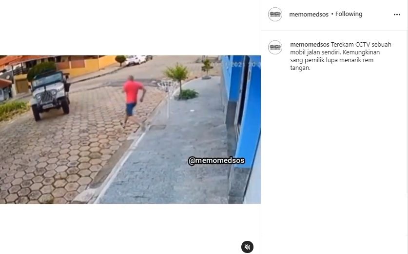 Video mobil meluncur dari garasi tanpa pengemudi. (Instagram/memomedsos) 