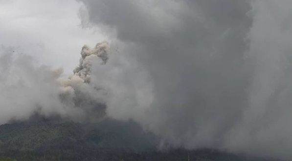 Aktivitas Gunung Merapi pada Kamis (28/1/2021). (Instagram/@bpptkg)