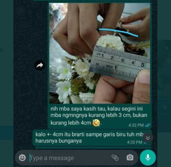 Viral Penjual Ngotot Ukuran Bunga 4 Cm, Cara Mengukur Jadi Sorotan (twitter.com/txtdarionlshop)