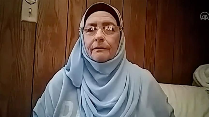 Khadija, nenek asal Amerika Serikat yang masuk Islam setelah nonton sinetron Turki.[Anadolu Agency]