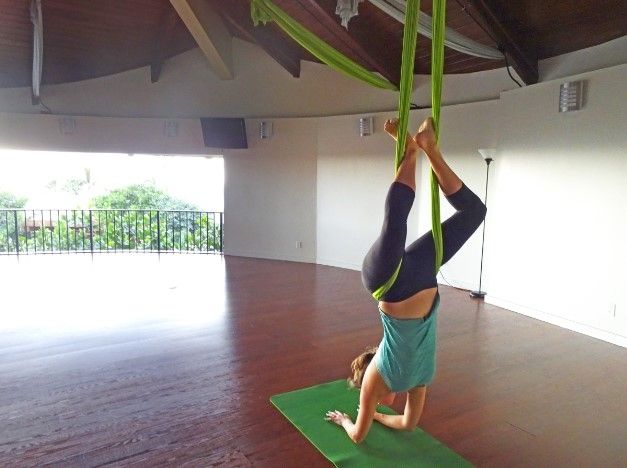 Aerial Yoga. (Elements Envanto)