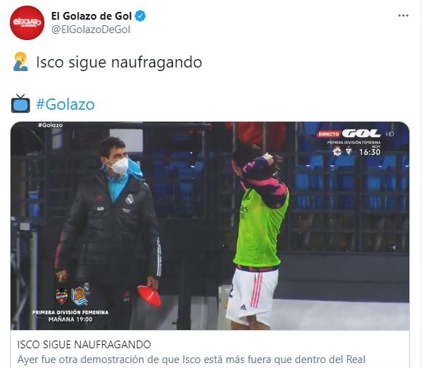 Isco sibuk menata rambutnya sebelum pemanasan. (Twitter/@ElGolazoDeGol)