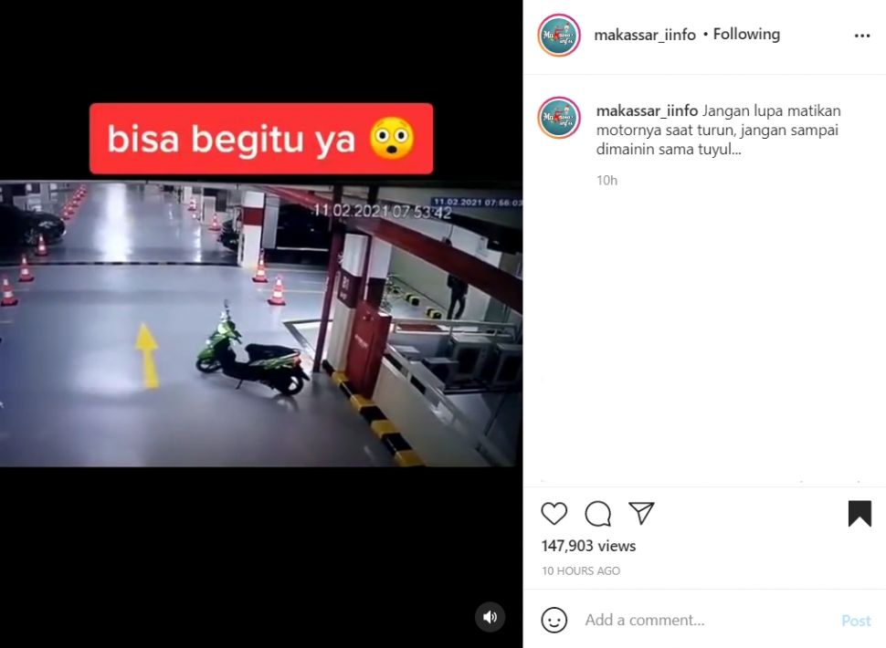 Yamaha Mio bergerak sendiri saat di parkiran. (Instagram)