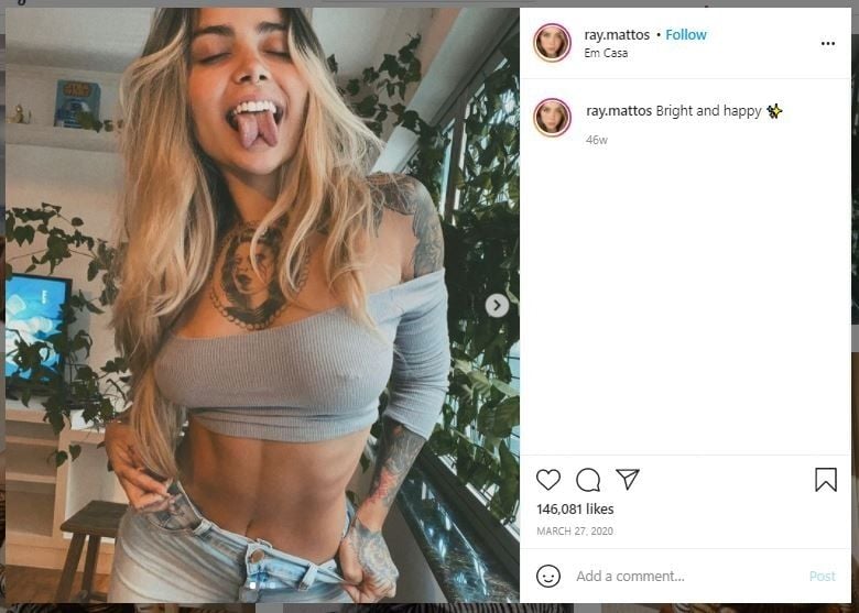 Model Brasil Nekat Membelah Lidah Sendiri (instagram.com/ray.mattos)