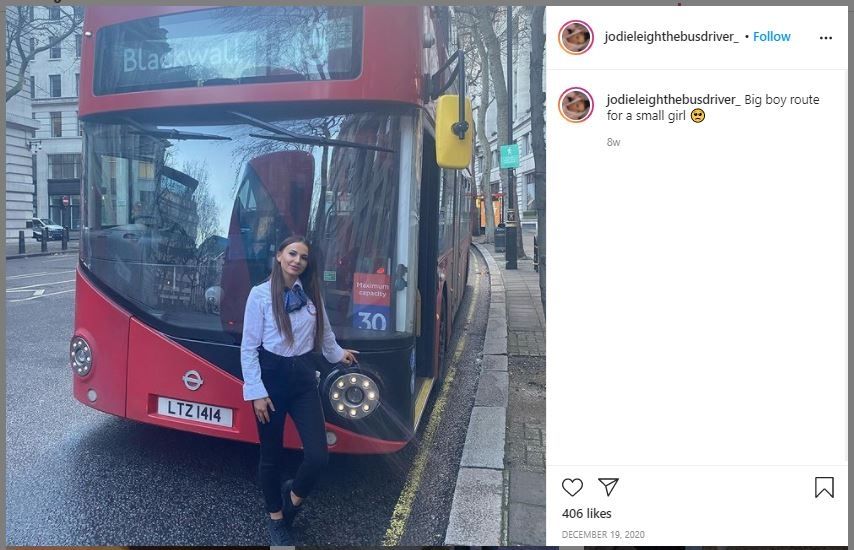 Jadi Sopir Bus, Perempuan Ini Sering Dibilang Terlalu Cantik (instagram.com/jodieleighthebusdriver_)