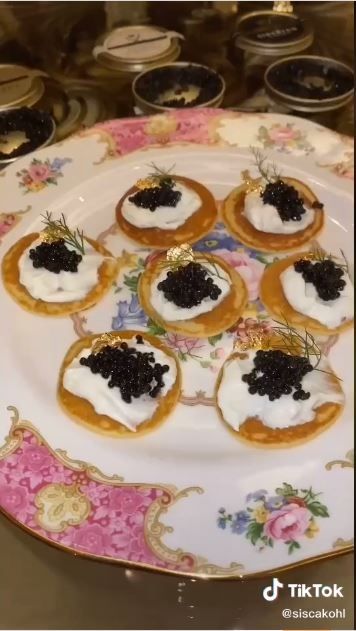 Caviar Rp20 juta (TikTok @siscakohl)