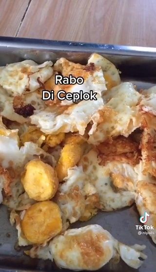 Cewek Ini Bakal Sajikan Telur Setiap Hari Untuk Calon Suami. (TikTok/@niyolls)