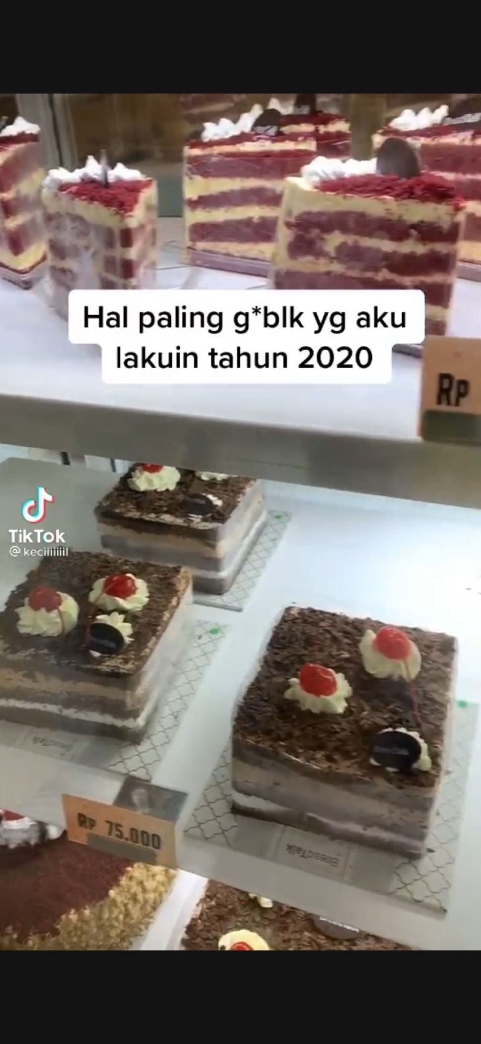 Ulang Tahun Merasa Kesepian, Cewek Ini Punya Cara Unik Merayakannya. (TikTok/@keciiiiiiil)