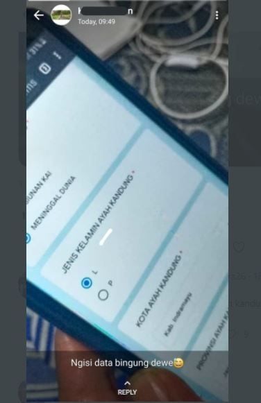 Bikin Bingung, Google Form Ini Tanyakan Jenis Kelamin Ayah (twitter.com/txtdrstoryWA)