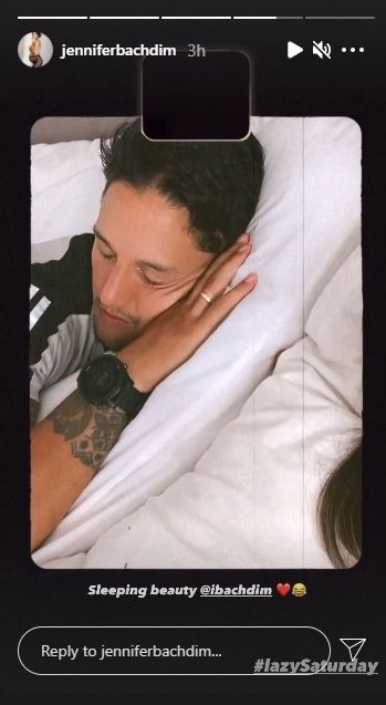 Jennifer Bachdim rekam suaminya saat tidur pulas. (Instagram/jenniferbachdim)