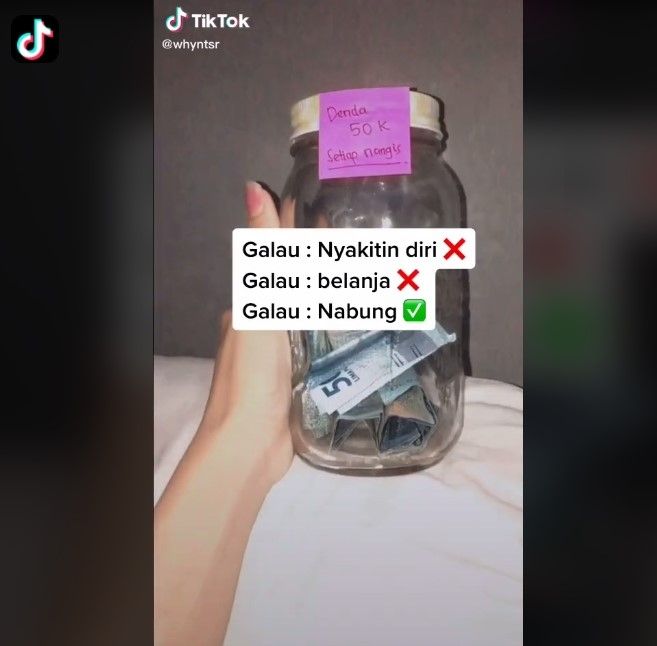 Denda Rp 50 ribu tiap kali nangis dan galau (Tiktok)