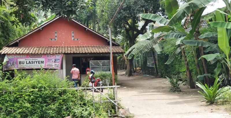 Rumah Tukidi yang berada di Jalan Palagan, Kalurahan Sariharjo, Kecamatan Ngaglik, Sleman, Rabu (3/3/2021). [Hiskia Andika Weadcaksana / SuaraJogja.id]