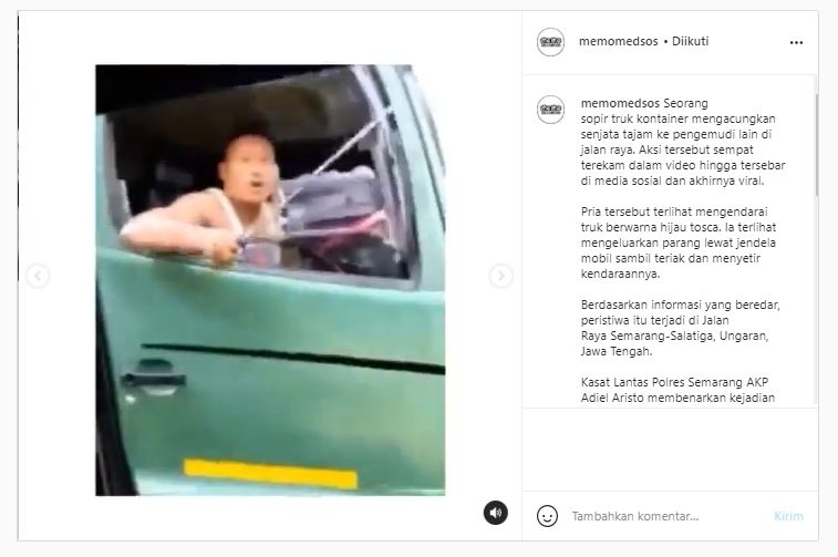 Viral sopir truk acungkan parang di jalan (Instagram/memomedsos).
