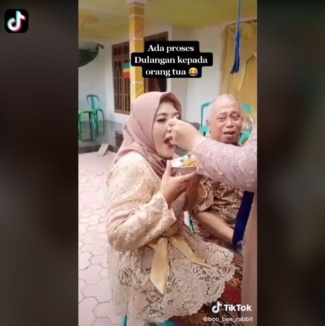 Wisuda rasa resepsi pernikahan (Tiktok)