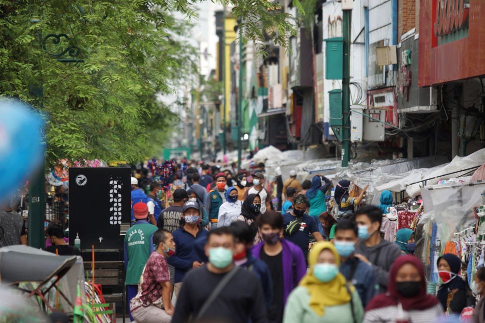 Pengunjung memadati kawasan wisata Malioboro, Yogyakarta, Kamis (11/3/2021). ANTARA FOTO/Andreas Fitri Atmoko