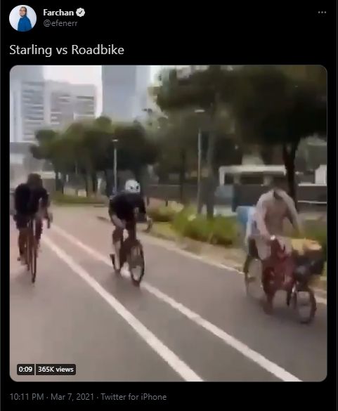 Viral adu balap penjual starling dan pesepeda roadbike (Twitter).