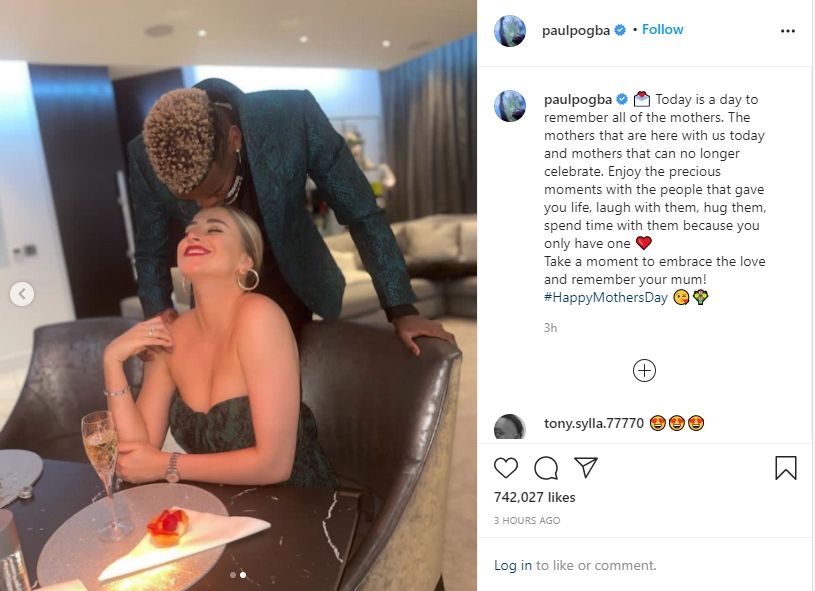 Bintang Manchester United, Paul Pogba, cium kening istrinya. (Instagram/paulpogba)