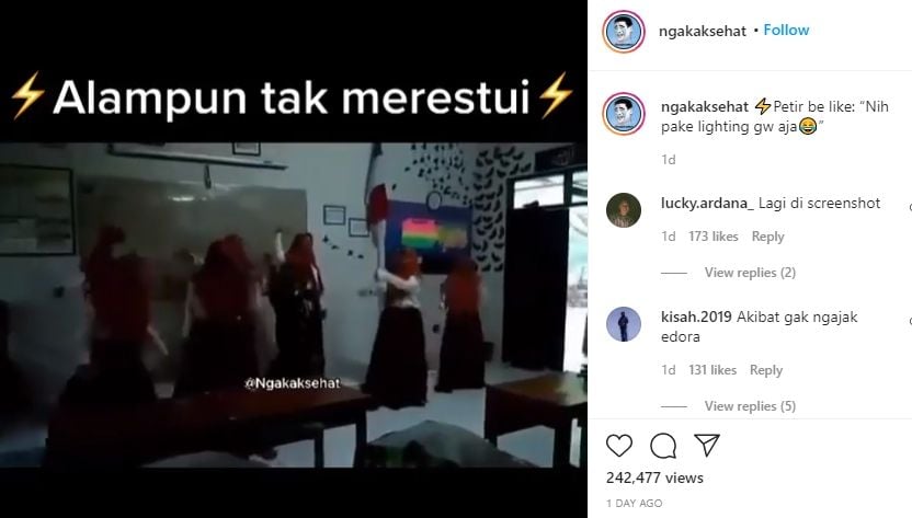 Lagi asyik joget di kelas, siswa syok saat alami hal ini. (Instagram/@ngakaksehat)