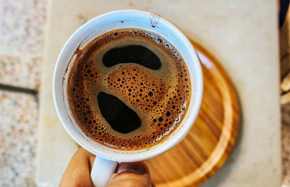 Ilustrasi Kopi Hitam. (pexels.com/@samerdaboul)