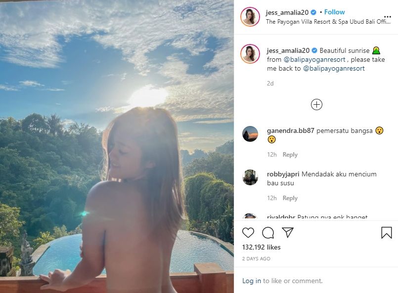 Jess Amalia mirip Wanda Nara karena pamer foto tanpa busana. (Instagram/jess_amalia20)