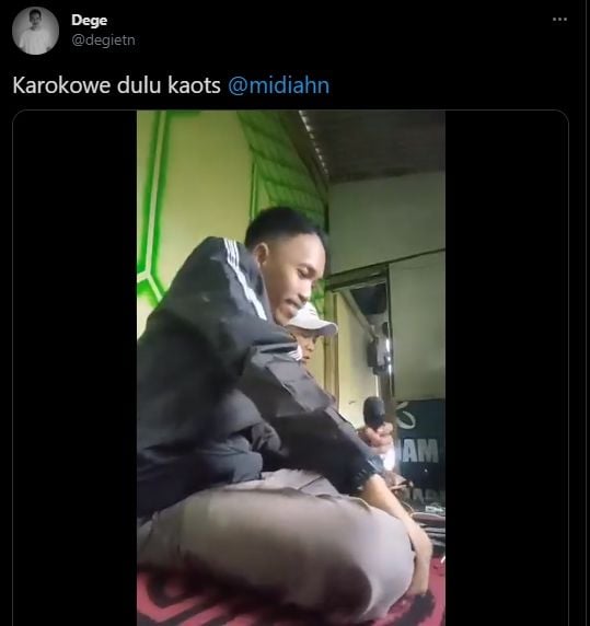 Pria tersambar petir saat karaoke. (Twitter/@degietn)