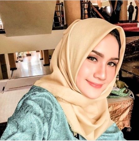 Fakta Intan Wisni Permatasari, Finalis Kontes Kecantikan yang Viral. (Dok: Instagram/intanwisni89)