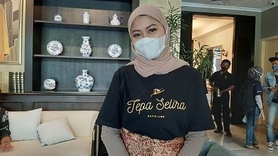 Desainer Astika Aquilla dari Tepa Selira. (Suara.com/Dini Afrianti Efendi)