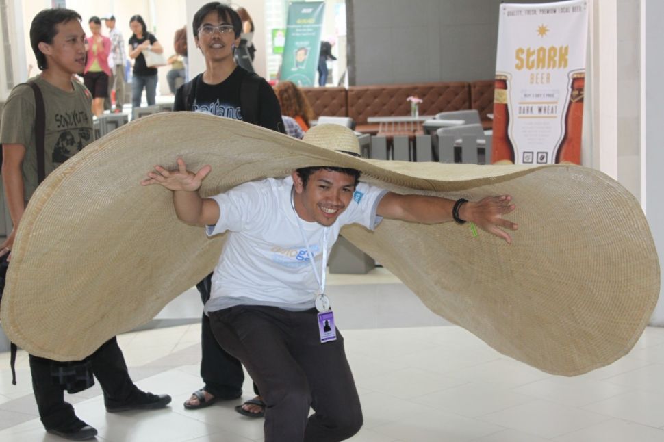 Salah satu produk Komunitas Topi Bambu asal Tangerang yang digawangi Agus Hasanudin. [Dok. pribadi]