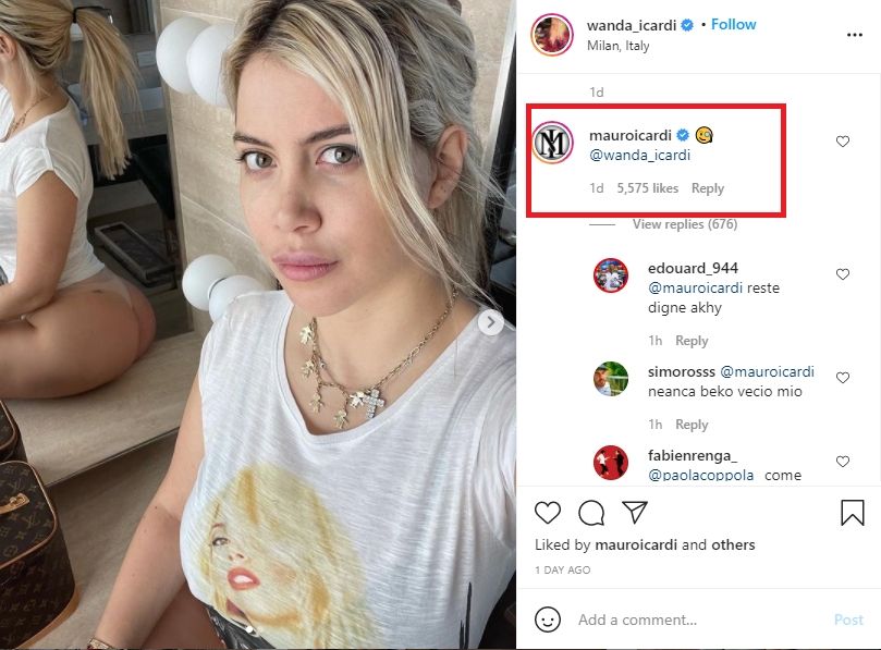 Wanda Nara diintip Mauro Icardi saat selfie di kamar mandi. (Instagram/wanda_icardi)