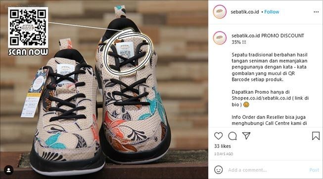 Penampakan sepatu batik Denny Cagur. (Instagram/@sebatik.co.id)