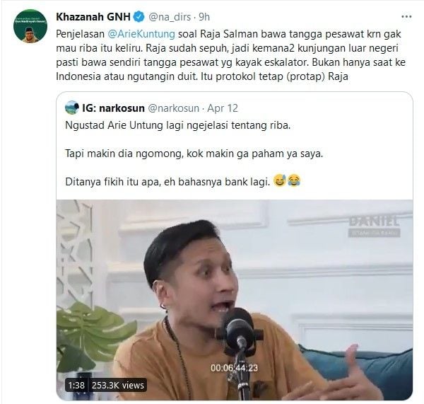 Gus Nadir mengomentari pendapat Arie Untung soal tangga pesawat yang selalu dibawa Raja Salman. [Twitter]