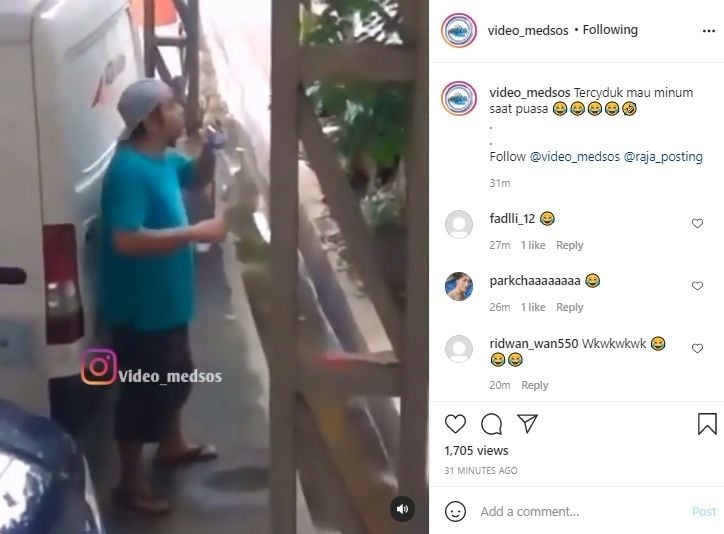 Viral Pria Tengok Kanan-Kiri Mau Minum Saat Puasa. (Instagram/@video_medsos)