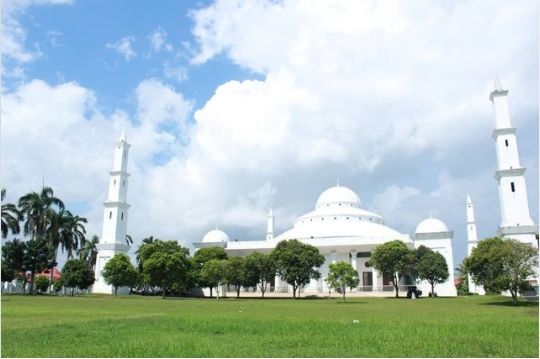 Masjid Raya Akbar At Taqwa di Bengkulu. (Instagram/@hasnahluthfa)